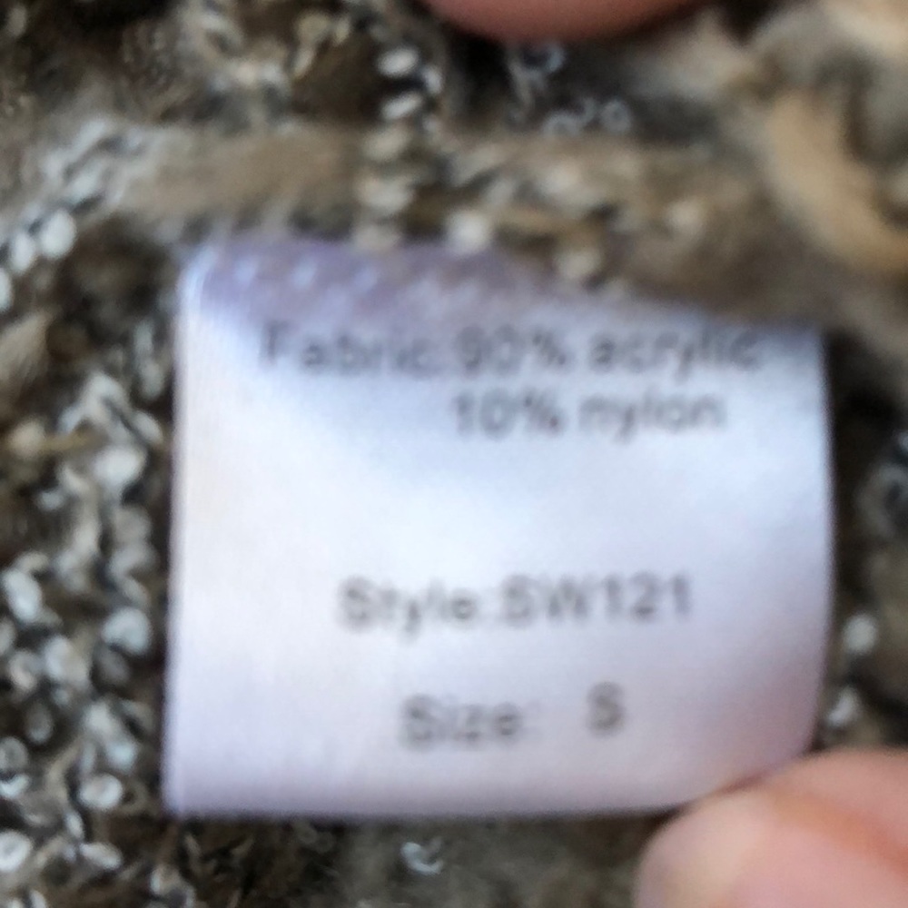 Elan Sweater Size Small - Picture 5 of 6